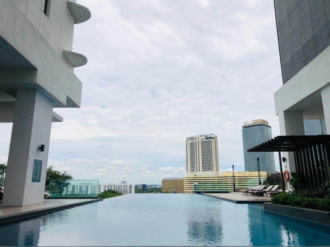 Southkey Mosaic By Antlerzone Apartment ยะโฮร์บาห์รู ภายนอก รูปภาพ