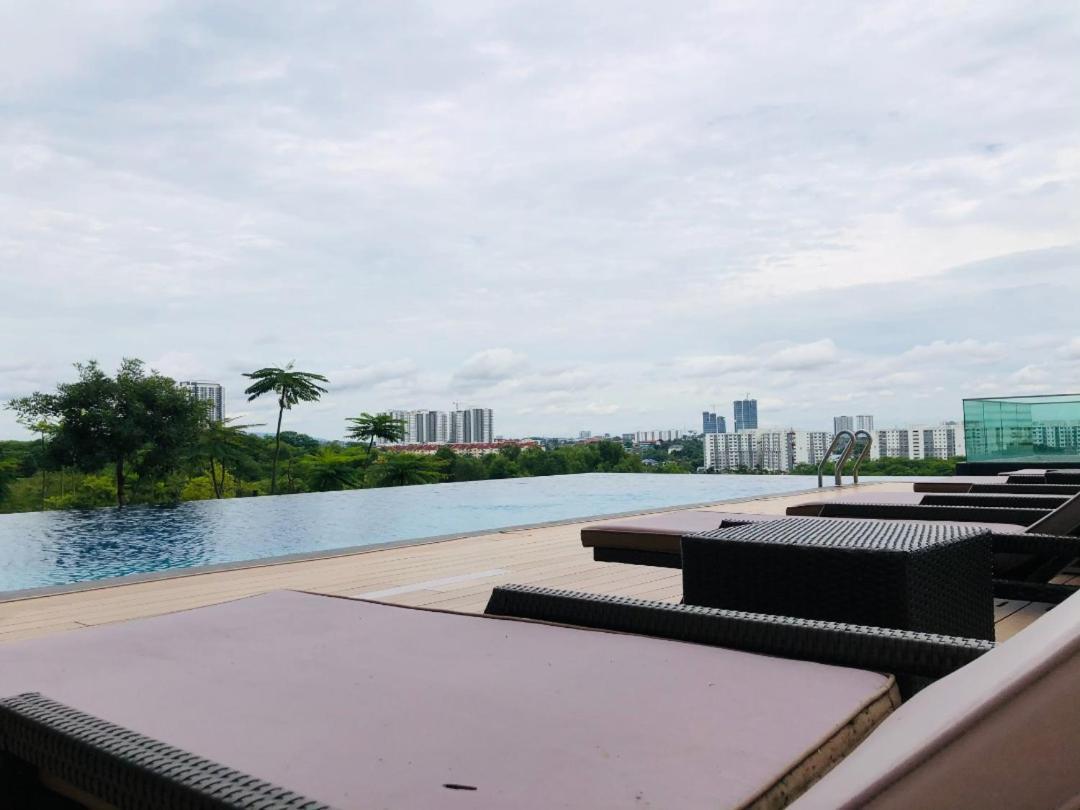 Southkey Mosaic By Antlerzone Apartment ยะโฮร์บาห์รู ภายนอก รูปภาพ